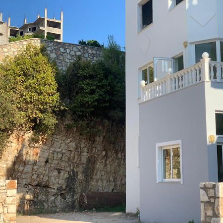 Villa Sopebra Sarandë Eksteriør billede
