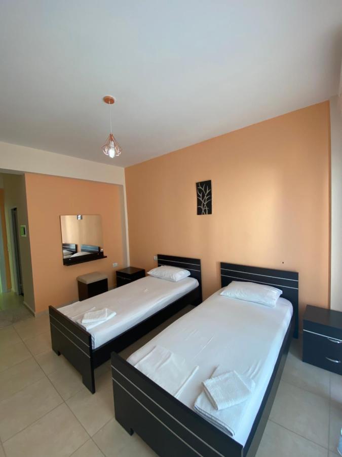 Villa Sopebra Sarandë Eksteriør billede