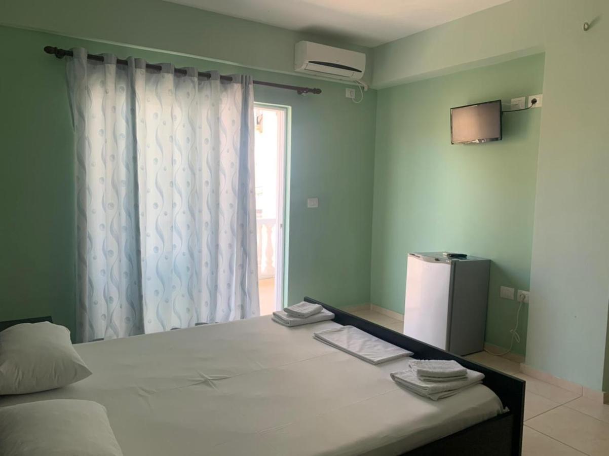 Villa Sopebra Sarandë Eksteriør billede