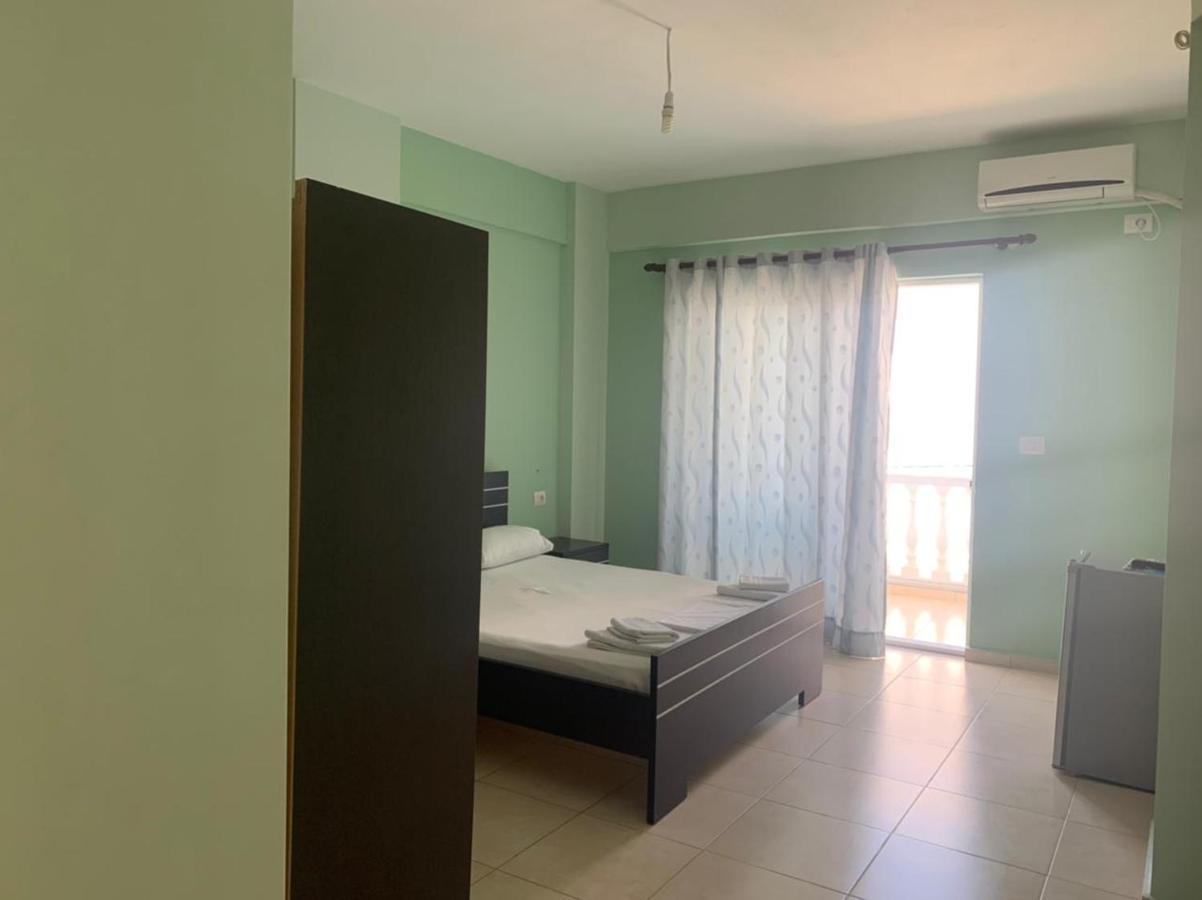 Villa Sopebra Sarandë Eksteriør billede