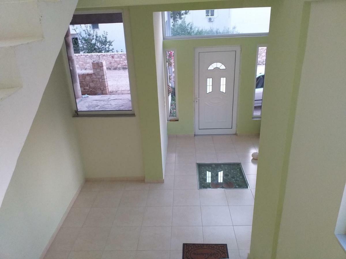 Villa Sopebra Sarandë Eksteriør billede